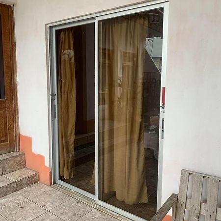 Hotel Aurora Flores Εξωτερικό φωτογραφία