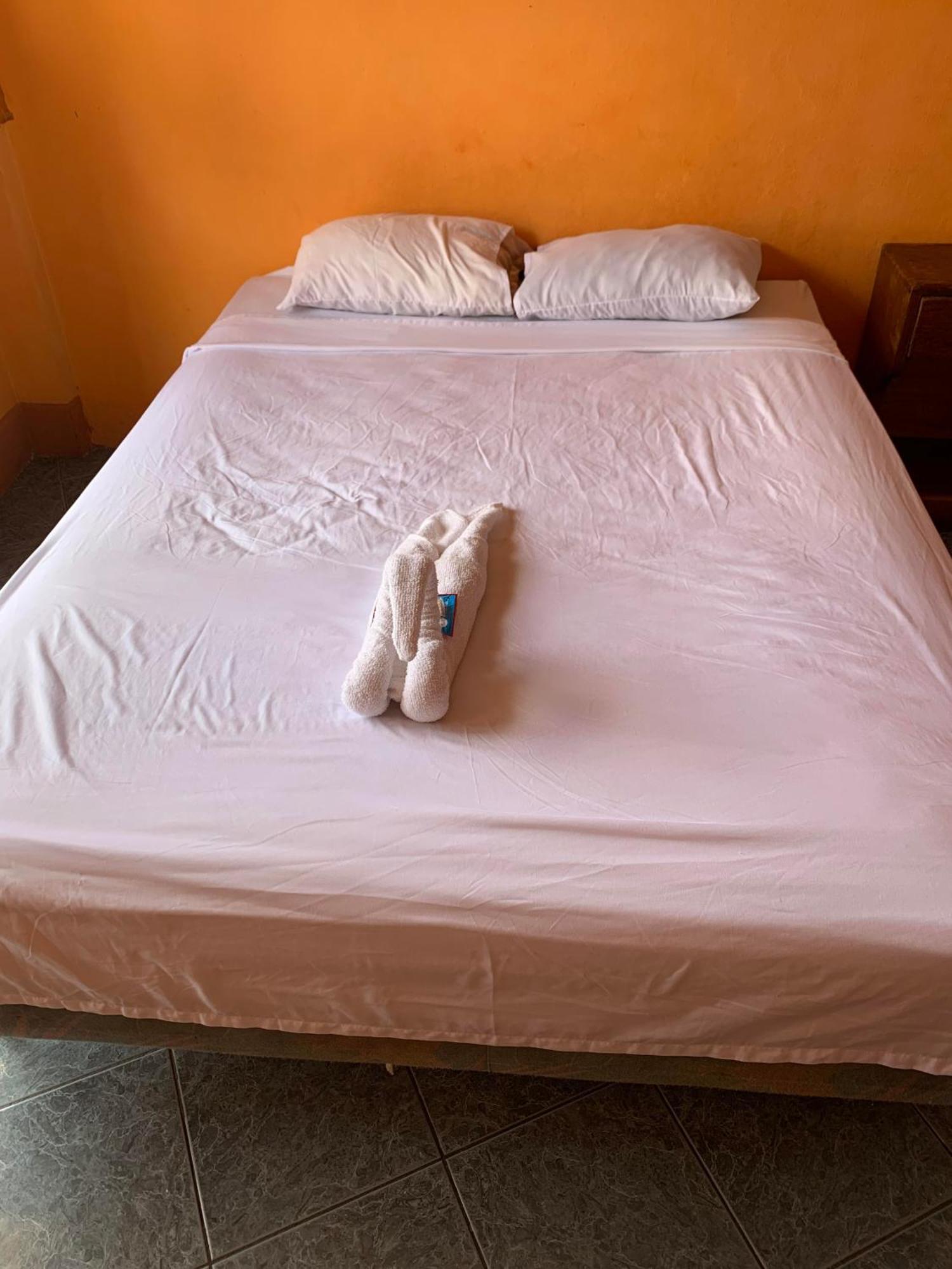 Hotel Aurora Flores Εξωτερικό φωτογραφία