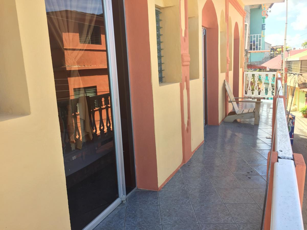 Hotel Aurora Flores Εξωτερικό φωτογραφία